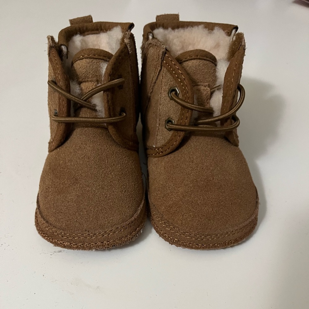 Infant Ugg chestnut booties. Size US 2/3, never worn!